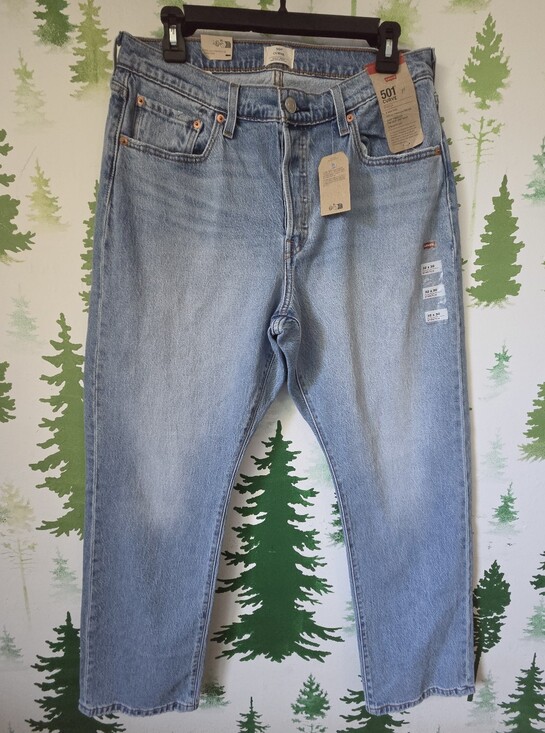Levi's Denim - 501 32x30 Curve Light Blue Denim Jeans